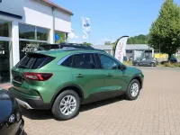 Neu Ford Kuga Titanium 152 PS (111 kW) 2026 Grün SUV