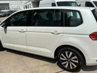Gebraucht VW Touran Comfortline 150 PS (110 kW) 2025 Weiß Van / Kleinbus