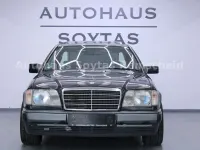 Gebraucht Mercedes 220 150 PS (110 kW) 1993 Schwarz Coupé
