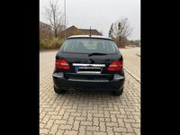 Gebraucht Mercedes B180 110 PS (80 kW) 2008 Schwarz Van / Kleinbus