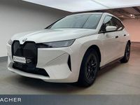 Gebraucht BMW iX 300 kW (408 PS) 2025 Weiß SUV