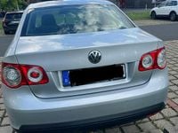 Gebraucht VW Jetta 122 PS (89 kW) 2009 Silber Limousine