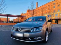 Gebraucht VW Passat Highline 211 PS (155 kW) 2013 Beige Limousine