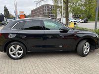 Second-hand Audi Q5 Design 190 CP (139 kW) 2020 Negru SUV