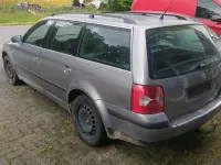 Gebraucht VW Passat 130 PS (95 kW) 2003 Silber Kombi
