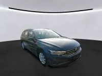 Usata VW Passat 122 CV (89 kW) 2023 Grigio Station wagon