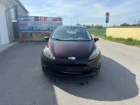 Gebraucht Ford Fiesta Trend 82 PS (60 kW) 2010 Rot Limousine
