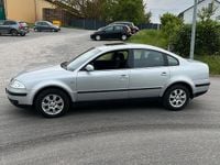 Usata VW Passat 116 CV (85 kW) 2001 Argento Berlina