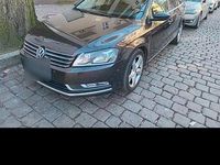Gebraucht VW Passat Highline 140 PS (102 kW) 2011 Grau Kombi