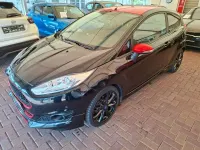 Gebraucht Ford Fiesta ST-Line 140 PS (102 kW) 2015 Schwarz Kleinwagen
