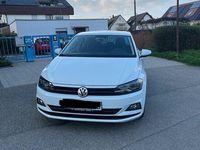 Gebraucht VW Polo Trendline 75 PS (55 kW) 2018 Weiß Kleinwagen