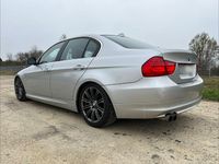 Gebraucht BMW 325 Sport Line 197 PS (144 kW) 2009 Silber Limousine