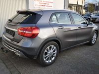 gebraucht Mercedes GLA200 (CDI) d Urban**AHK-Navi-Xenon-PDC**