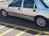 Gebraucht Ford Sierra Ghia 122 PS (89 kW) 1991 Silber Limousine