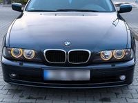 Second-hand BMW 520 170 CP (125 kW) 2002 Albastru Berlinǎ