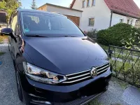 Gebraucht VW Touran Sound 110 PS (80 kW) 2017 Schwarz Van / Kleinbus