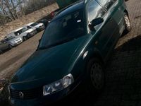 Gebraucht VW Passat 90 PS (66 kW) 1999 Grün Kombi