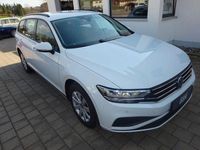 Gebraucht VW Passat Basis 150 PS (110 kW) 2022 Weiß Kombi