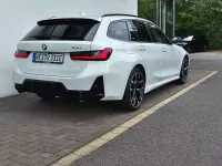 Gebraucht BMW 330e M Sport 292 PS (214 kW) 2025 Alpinweiss Kombi