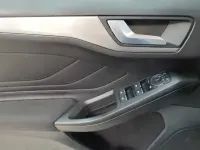 Gebraucht Ford Focus Titanium 120 PS (88 kW) 2024 Silber Limousine
