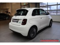 gebraucht Fiat 500e 42 kWh 16'' LM-Felgen Spurhalteass. Klimaautom Verkehrszeichenerk.