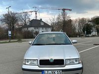 Second-hand Skoda Octavia 110 CP (80 kW) 2000 Argintiu Berlinǎ