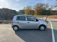 Gebraucht Daihatsu Cuore Plus 58 PS (42 kW) 2003 Silber Kleinwagen
