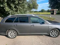 Gebraucht Toyota Avensis 177 PS (130 kW) 2006 Grau Kombi