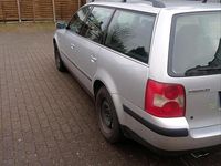 Gebraucht VW Passat 101 PS (74 kW) 2001 Beige Kombi