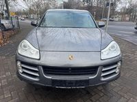Gebraucht Porsche Cayenne Basis 290 PS (213 kW) 2010 Grau SUV