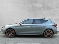 Neu Cupra Leon 150 PS (110 kW) 2025 Grau Limousine