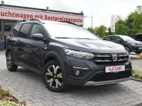 Gebraucht Dacia Jogger Comfort 101 PS (74 kW) 2022 Grau Van / Kleinbus