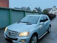 Gebraucht Mercedes ML350 231 PS (169 kW) 2011 Silber SUV