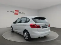 Gebraucht BMW 218 Active Tourer Basis 136 PS (100 kW) 2016 Weiß Van / Kleinbus