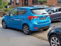 Gebraucht Hyundai ix20 Passion 125 PS (91 kW) 2016 Blau Kleinwagen