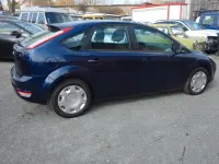 Second-hand Ford Focus 105 CP (77 kW) 2011 Albastru Berlinǎ
