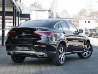 Gebraucht Mercedes GLC300e 306 PS (225 kW) 2021 Schwarz Coupé