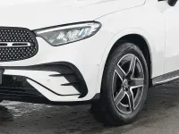 Gebraucht Mercedes GLC300 AMG 258 PS (189 kW) 2025 Weiß SUV