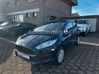 Gebraucht Ford Fiesta Trend 60 PS (44 kW) 2016 Blau Limousine