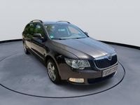 Gebraucht Skoda Superb Comfort 140 PS (102 kW) 2011 Braun Kombi