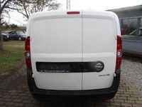 Gebraucht Opel Combo 95 PS (69 kW) 2016 Weiß Van / Kleinbus