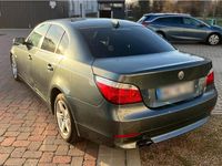 Gebraucht BMW 520 170 PS (125 kW) 2003 Grau Limousine