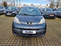 Gebraucht Peugeot 107 68 PS (50 kW) 2008 Grau Kleinwagen