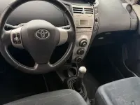 Gebraucht Toyota Yaris Team 69 PS (50 kW) 2008 Silber Kleinwagen
