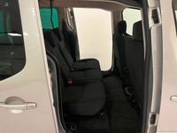 Gebraucht Peugeot Partner Tepee Active 120 PS (88 kW) 2017 Silber Van / Kleinbus