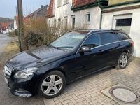Gebraucht Mercedes E220 Edition 170 PS (125 kW) 2014 Schwarz Kombi