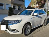 Gebraucht Mitsubishi Outlander P-HEV 135 PS (99 kW) 2019 Weiß SUV