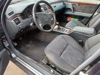 Gebraucht Mercedes E200 Elegance 136 PS (100 kW) 1997 Schwarz Limousine