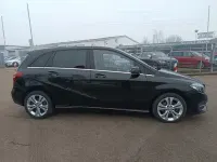 Gebraucht Mercedes B200 136 PS (100 kW) 2015 Schwarz Kleinwagen