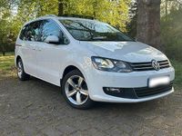 Second-hand VW Sharan 140 CP (102 kW) 2014 Alb Monovolum